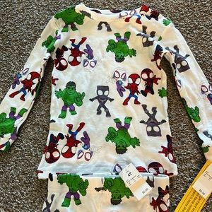 Toddler boys Marvel Pajamas. Size 4T. Never been worn, tags still on.
